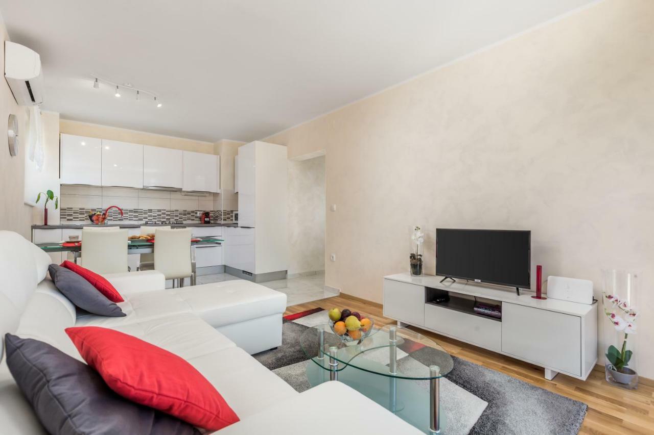Orchidea Apartment Рийека Екстериор снимка